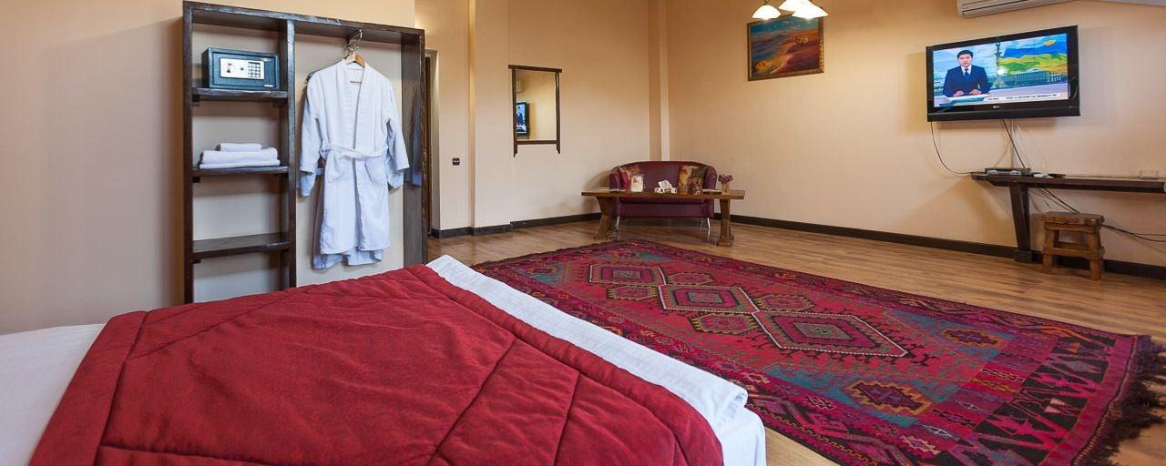 Saraishyq Hotel Almati Kültér fotó
