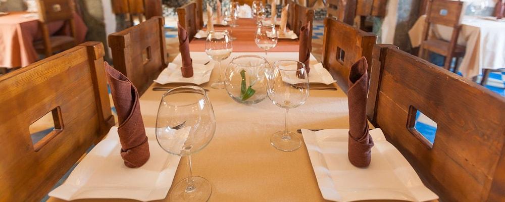 Saraishyq Hotel Almati Kültér fotó