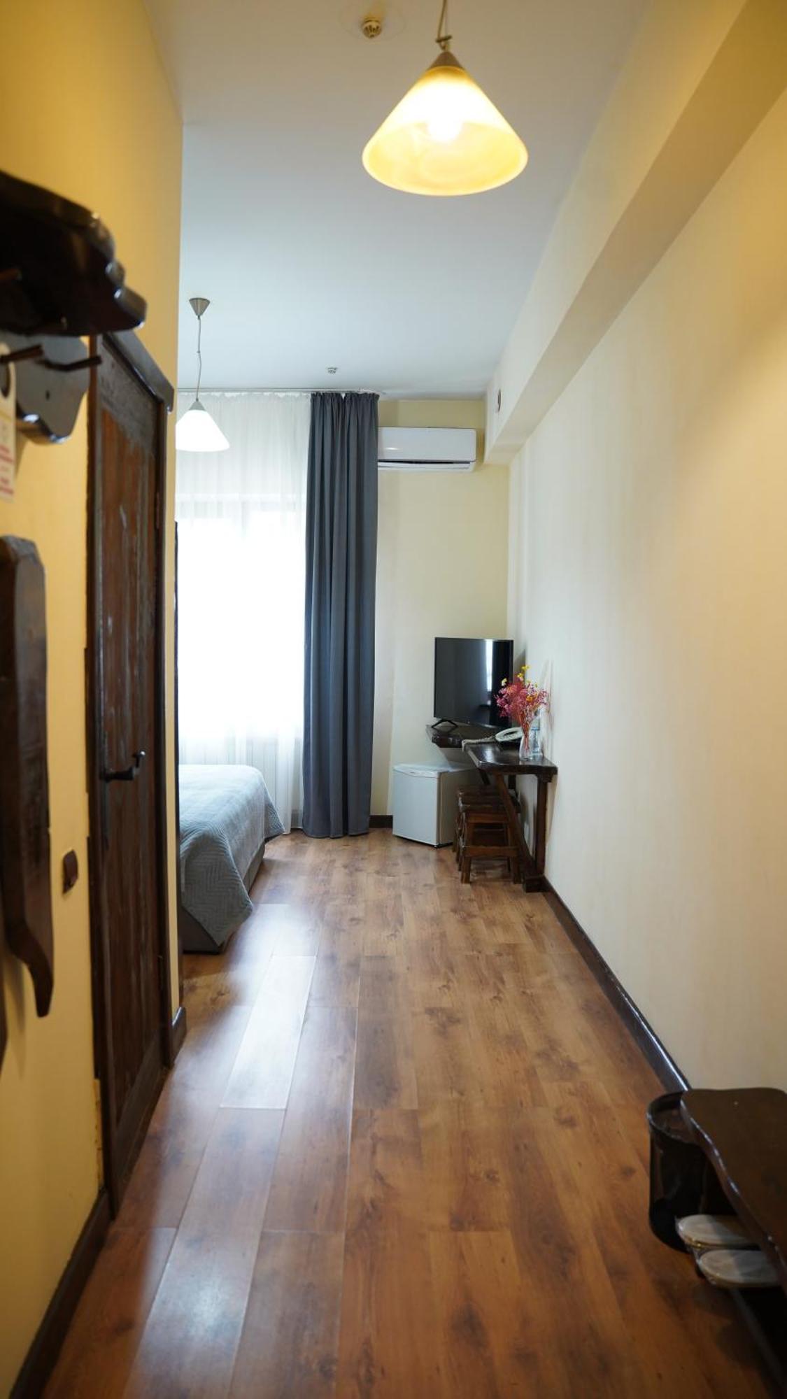 Saraishyq Hotel Almati Kültér fotó