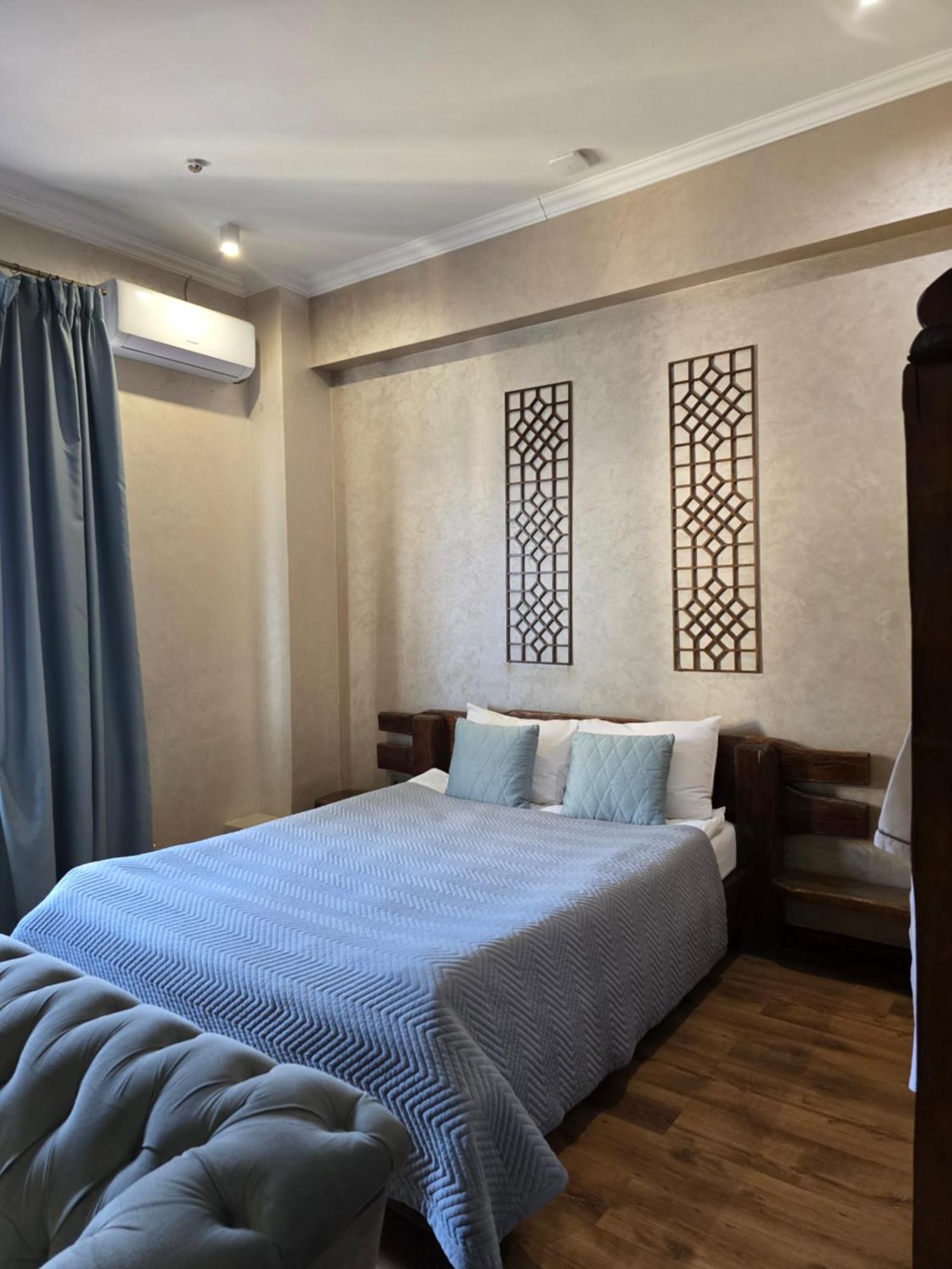 Saraishyq Hotel Almati Kültér fotó